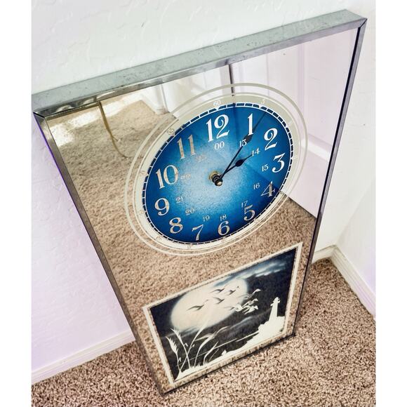 Vintage 70s Brytone Lighthouse Nautical Mirror Clock MCM - Picture 4 of 4